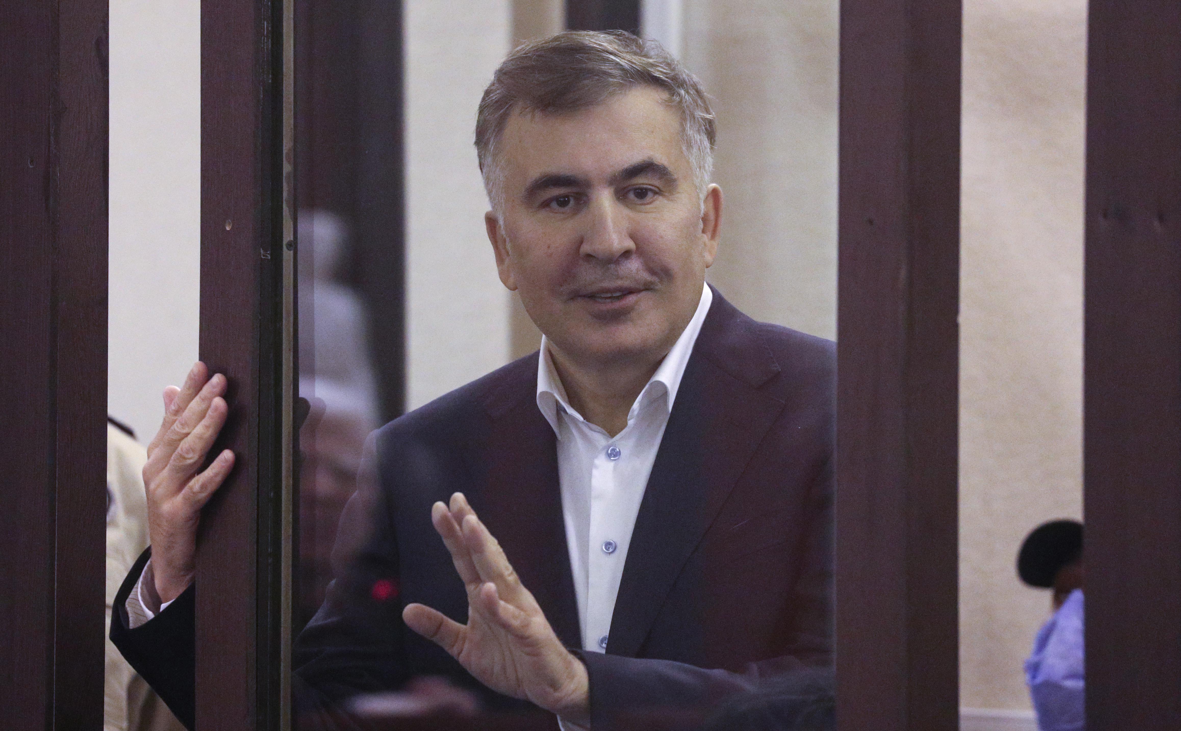 Адвокат сообщил о решении Саакашвили уйти из грузинской политики