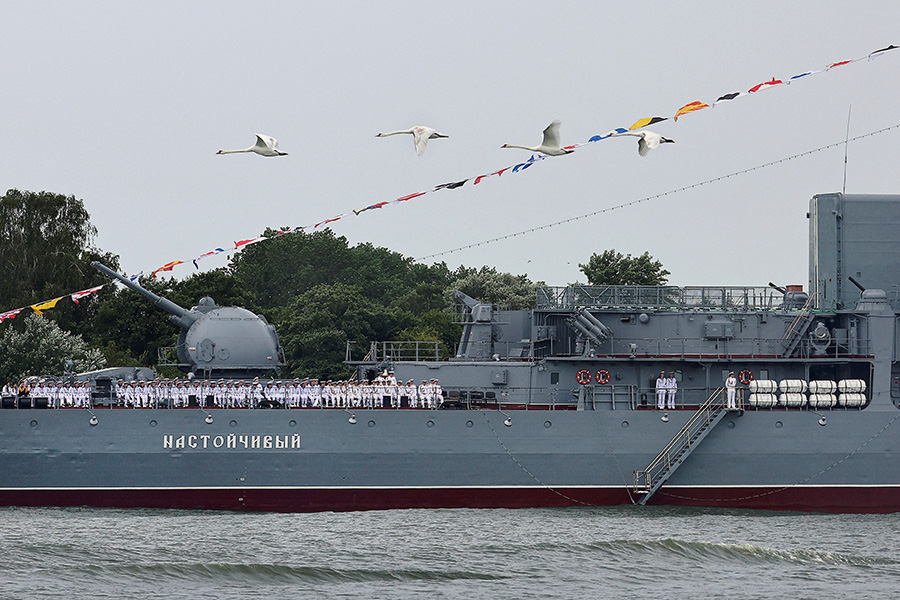  Как прошел главный военно-морской парад в России. Фоторепортаж 