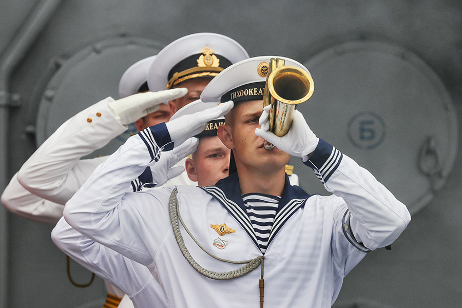  Как прошел главный военно-морской парад в России. Фоторепортаж 