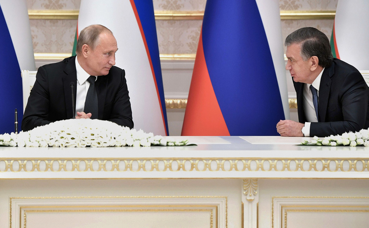 Путин поздравил президента Узбекистана с 65-летием