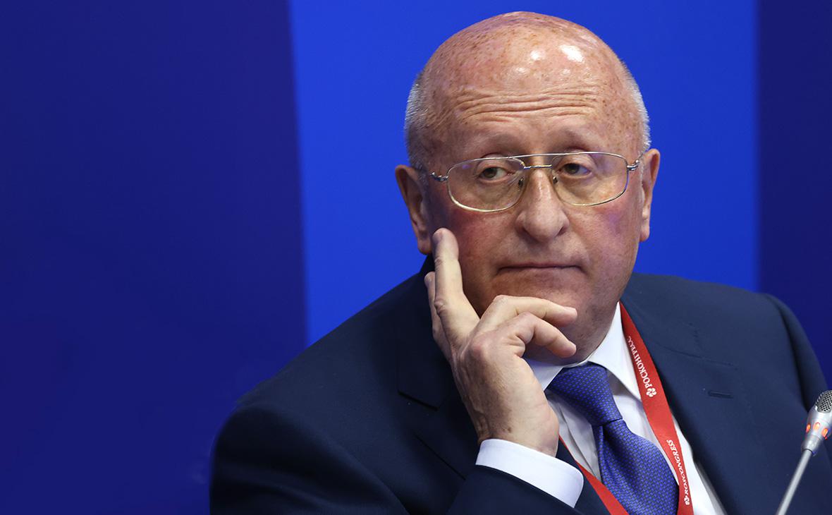Гинцбург заявил о создании вакцины против трех новых видов «омикрона»