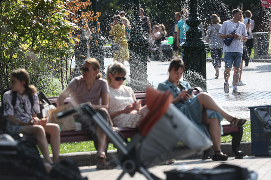  Как Москва пережила сильнейшую жару за 34 года. Фоторепортаж 