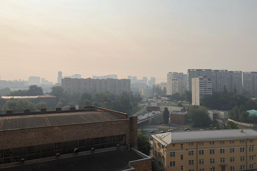 Пожары в Рязанской области и смог в Москве. Фоторепортаж