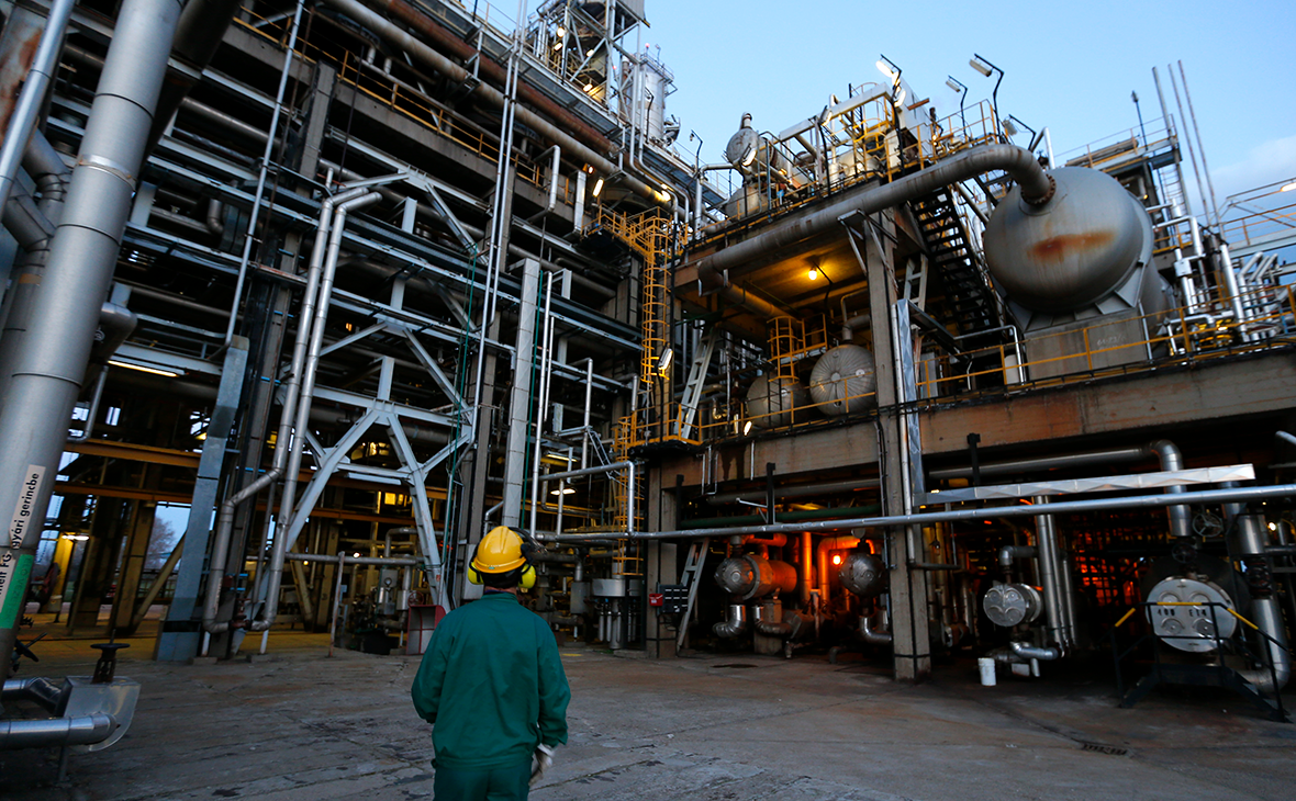 Глава МИД Венгрии предупредил о перекрытии Россией газа из-за потолка цен