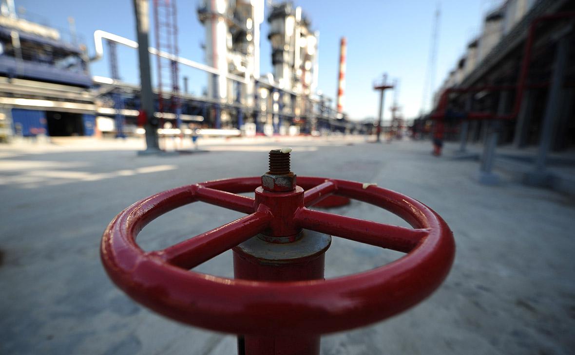 Reuters узнал о возможном согласовании потолка на цены на нефть из России