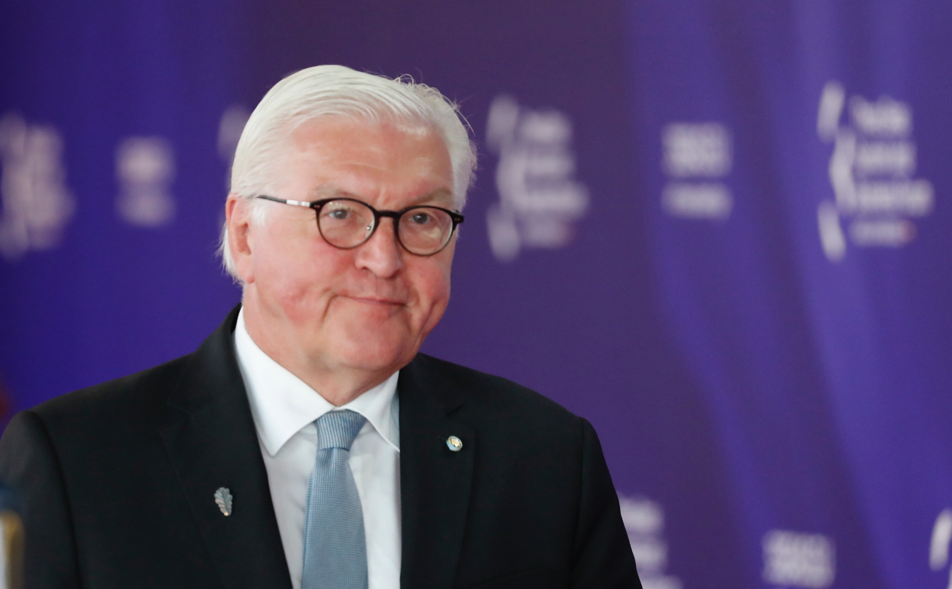 Президент ФРГ Штайнмайер впервые с начала боевых действий посетил Киев