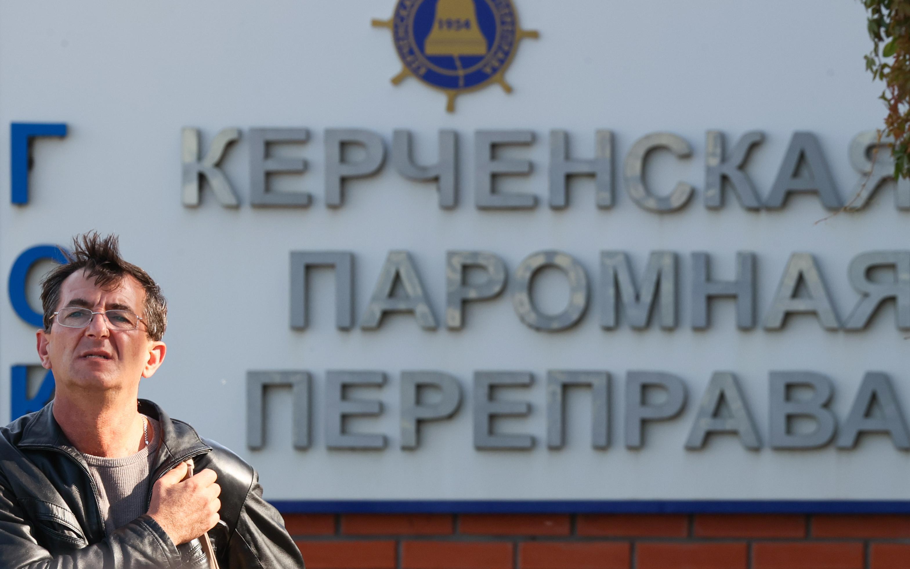  По Крымскому мосту запустили движение пригородных поездов 