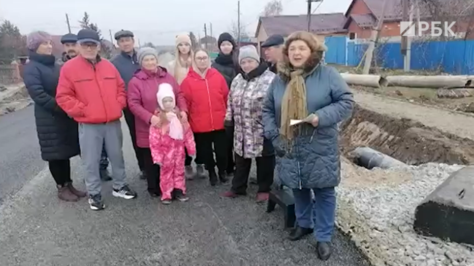 Под Омском отремонтировали дорогу, на которую жители жаловались Меркель