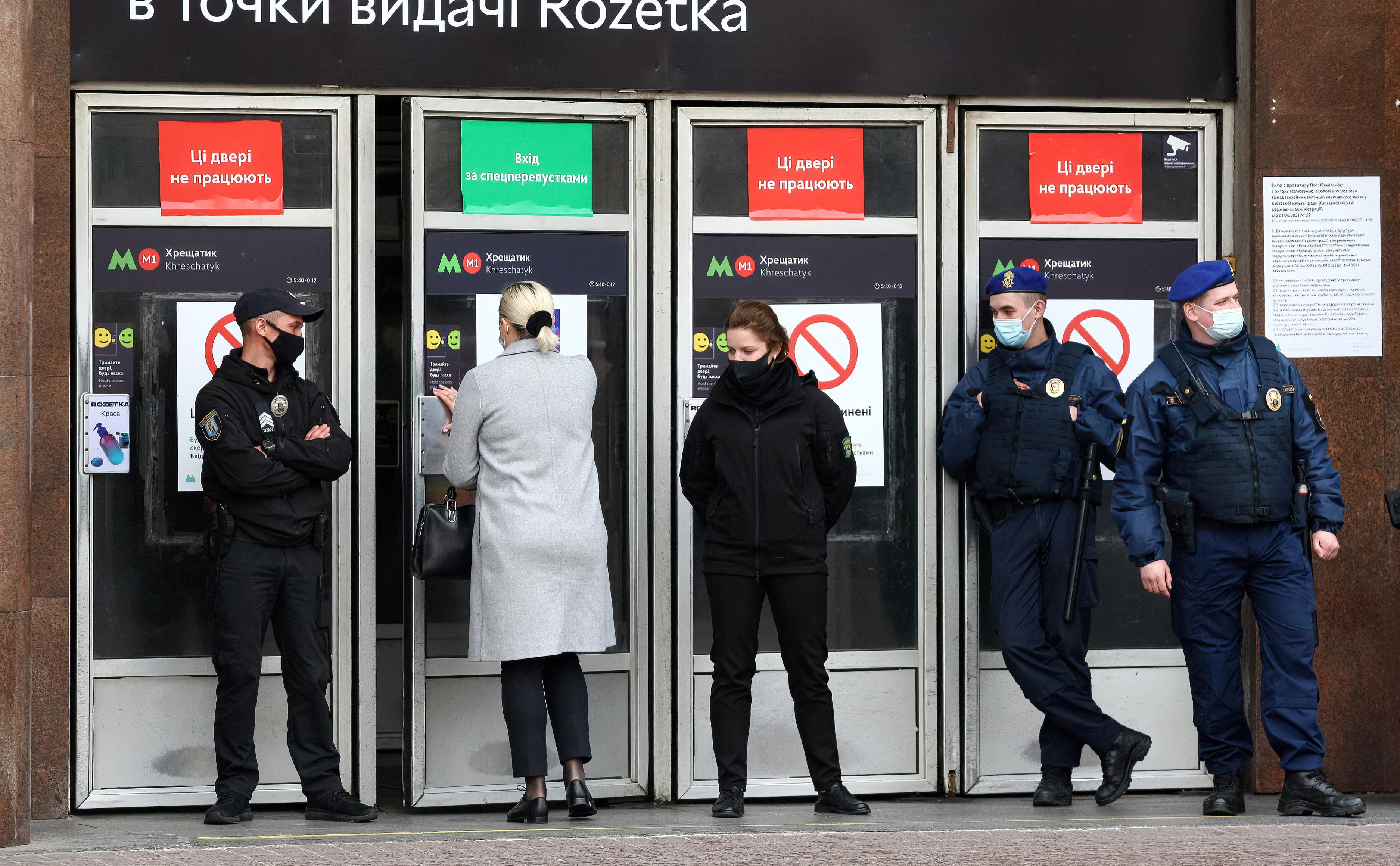  В Киеве предупредили об отключениях электричества на неопределенный срок 
