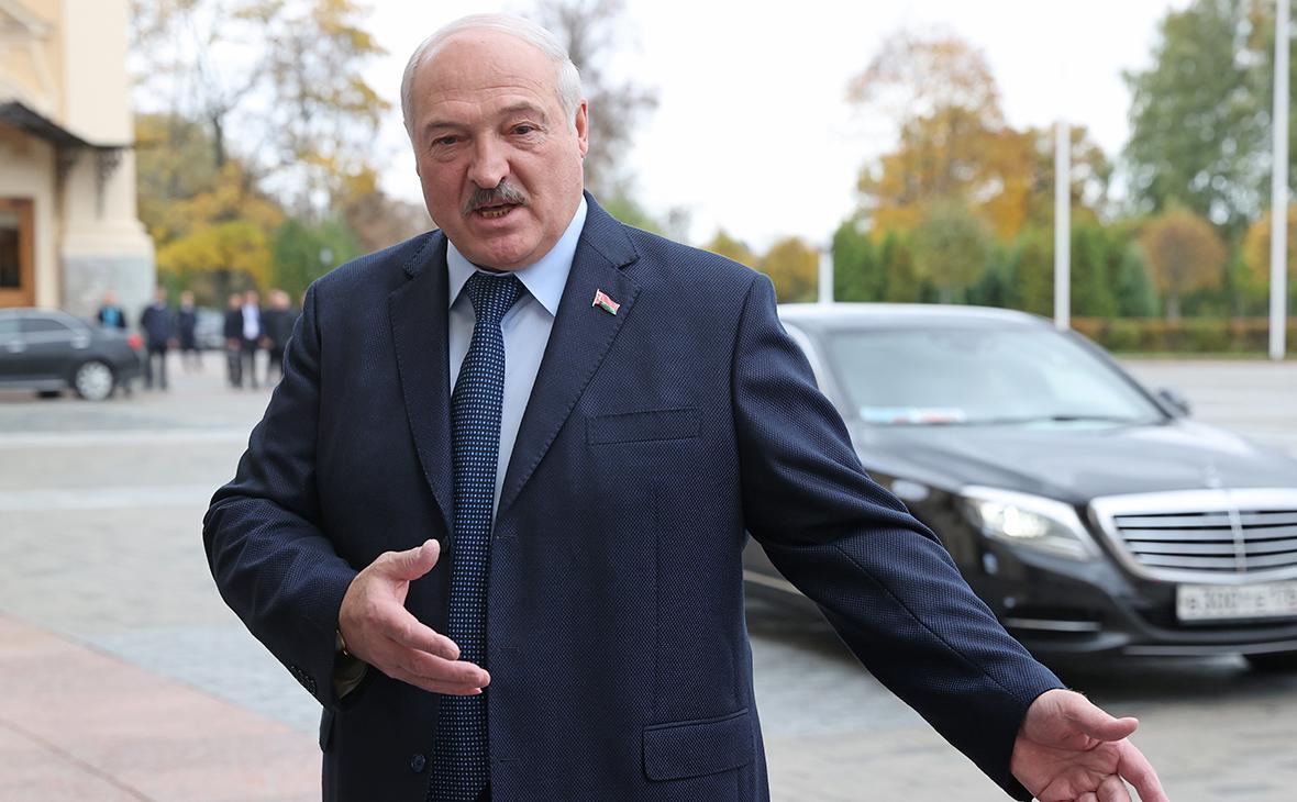 Макрон предостерег Лукашенко от участия в конфликте на Украине