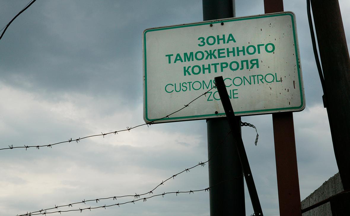 ФТС сообщила о росте незаконного вывоза валюты