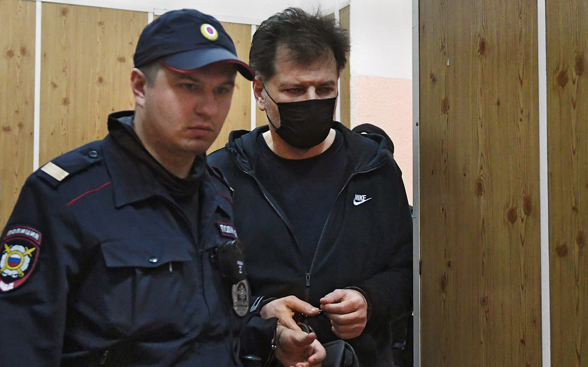  FESCO подала иск против Зиявудина Магомедова и пяти компаний на ₽80 млрд 
