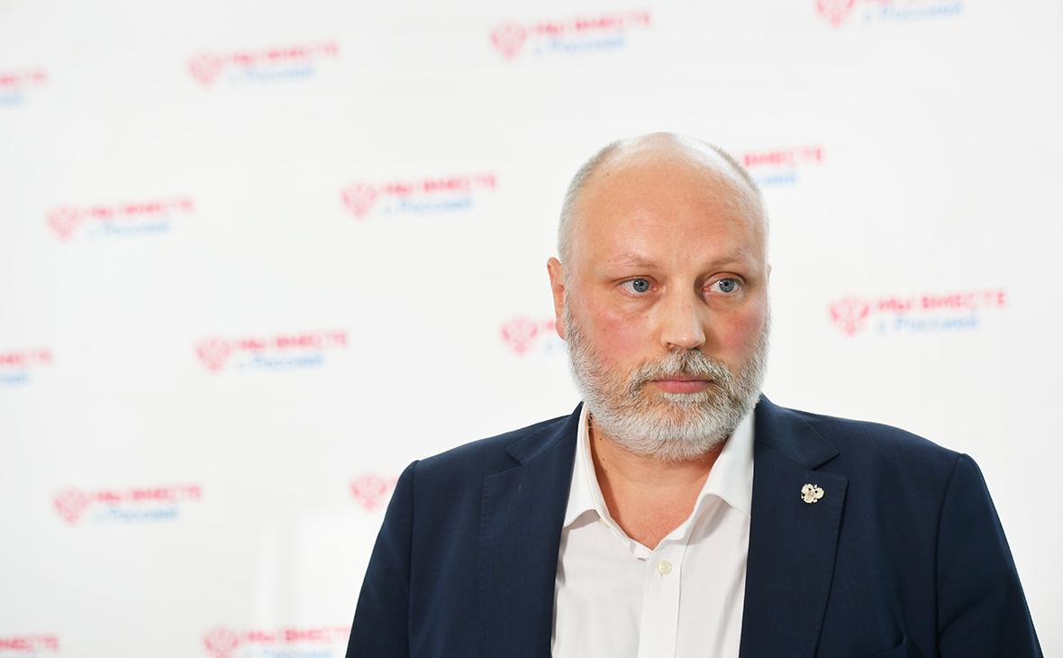 Рогов заявил, что Киев мешает желающим выехать в Запорожье полтора месяца