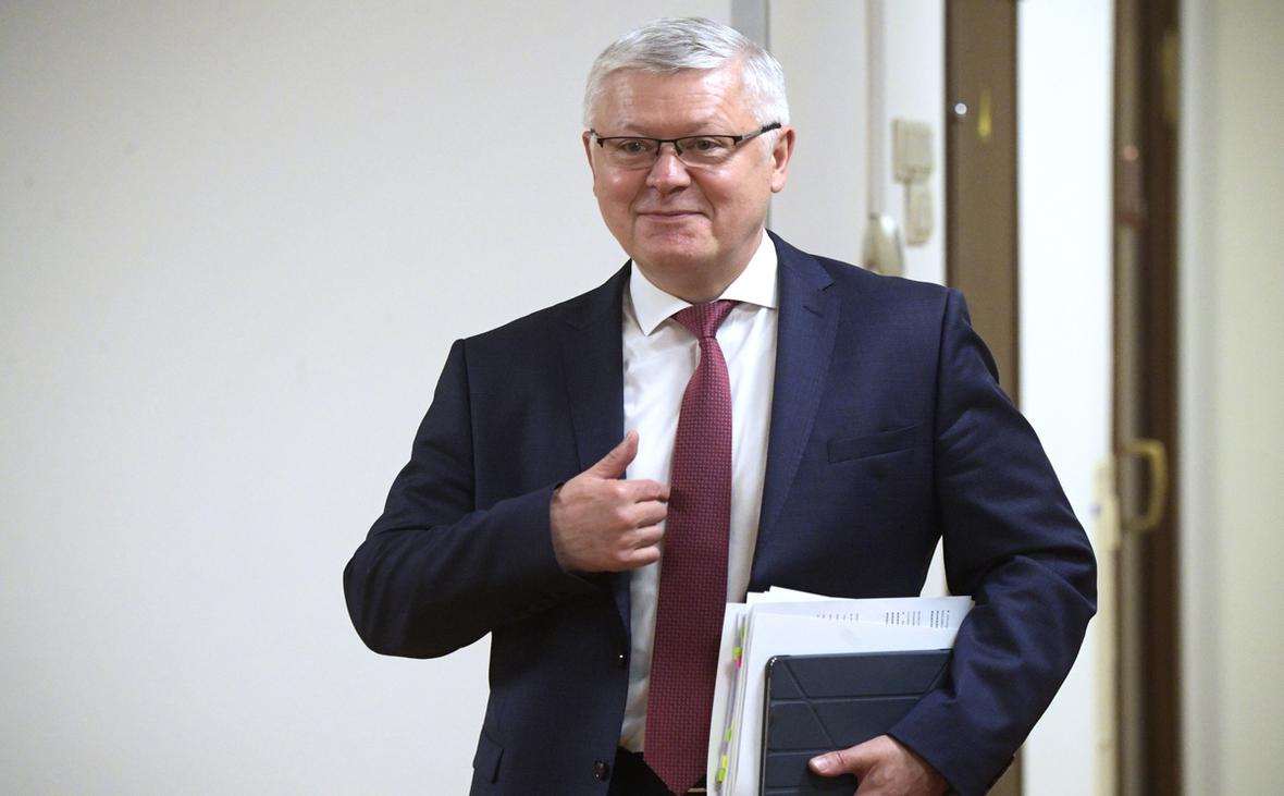 Комитет Думы рекомендовал запретить информацию от иноагентов для детей