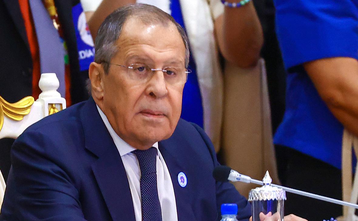 Байден присутствовал на выступлении Лаврова на саммите в Камбодже