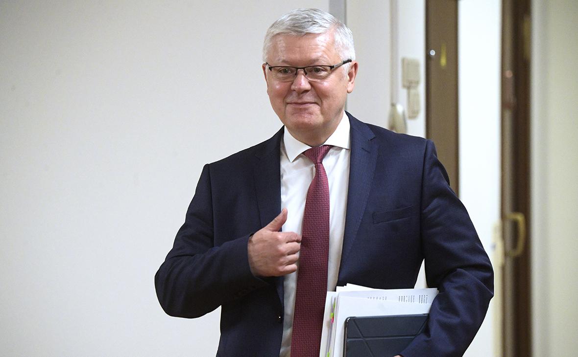  Кабмин утвердил требования к уведомлениям перед материалами иноагентов 