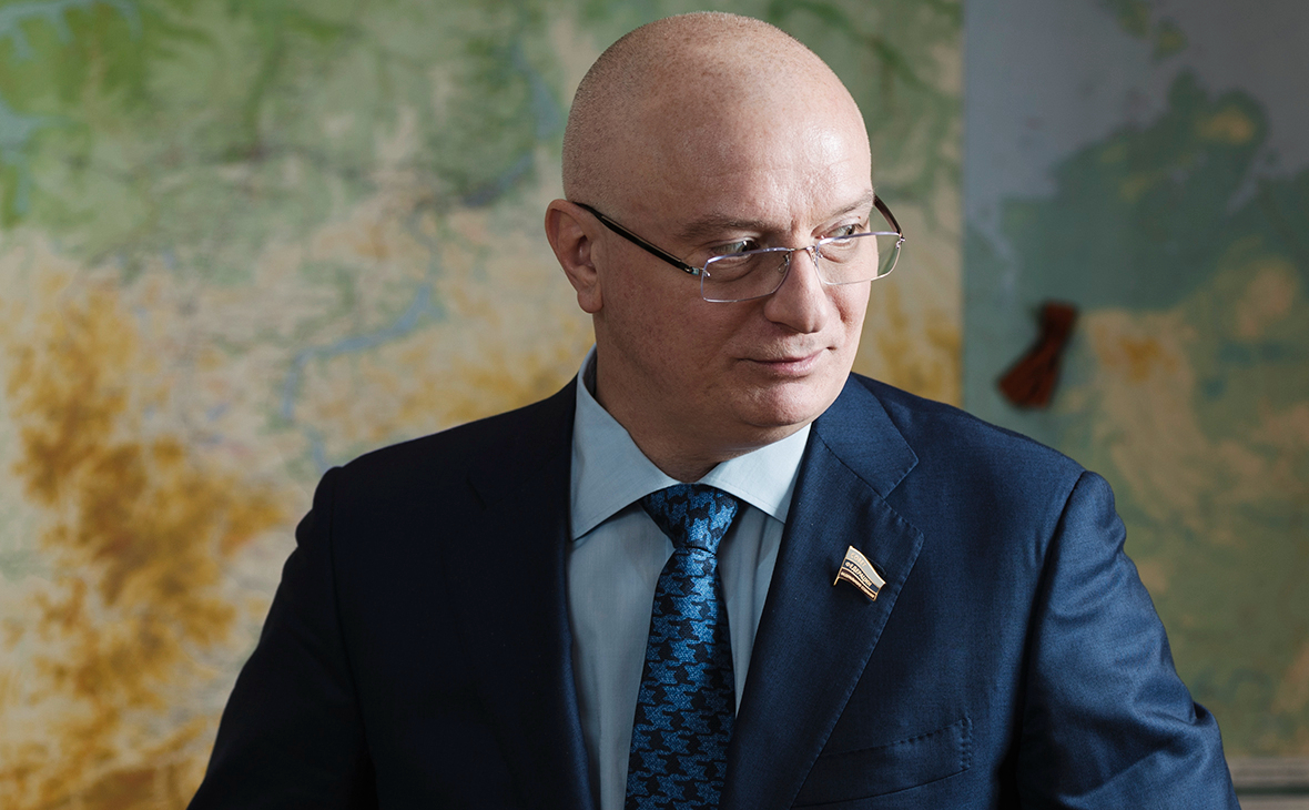 Освобожденный пленный британский наемник решил стать на Украине военкором
