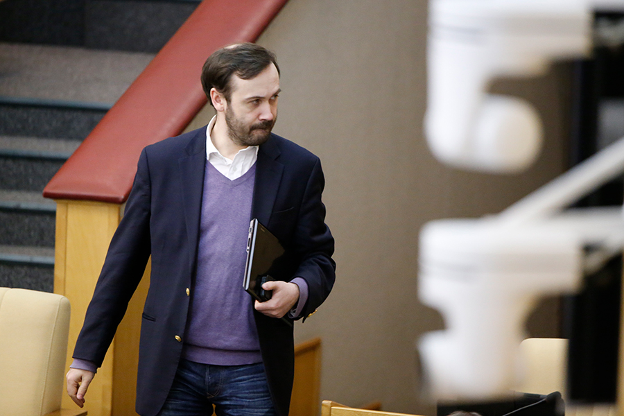  Доступ к делу: уголовные преследования российских парламентариев 