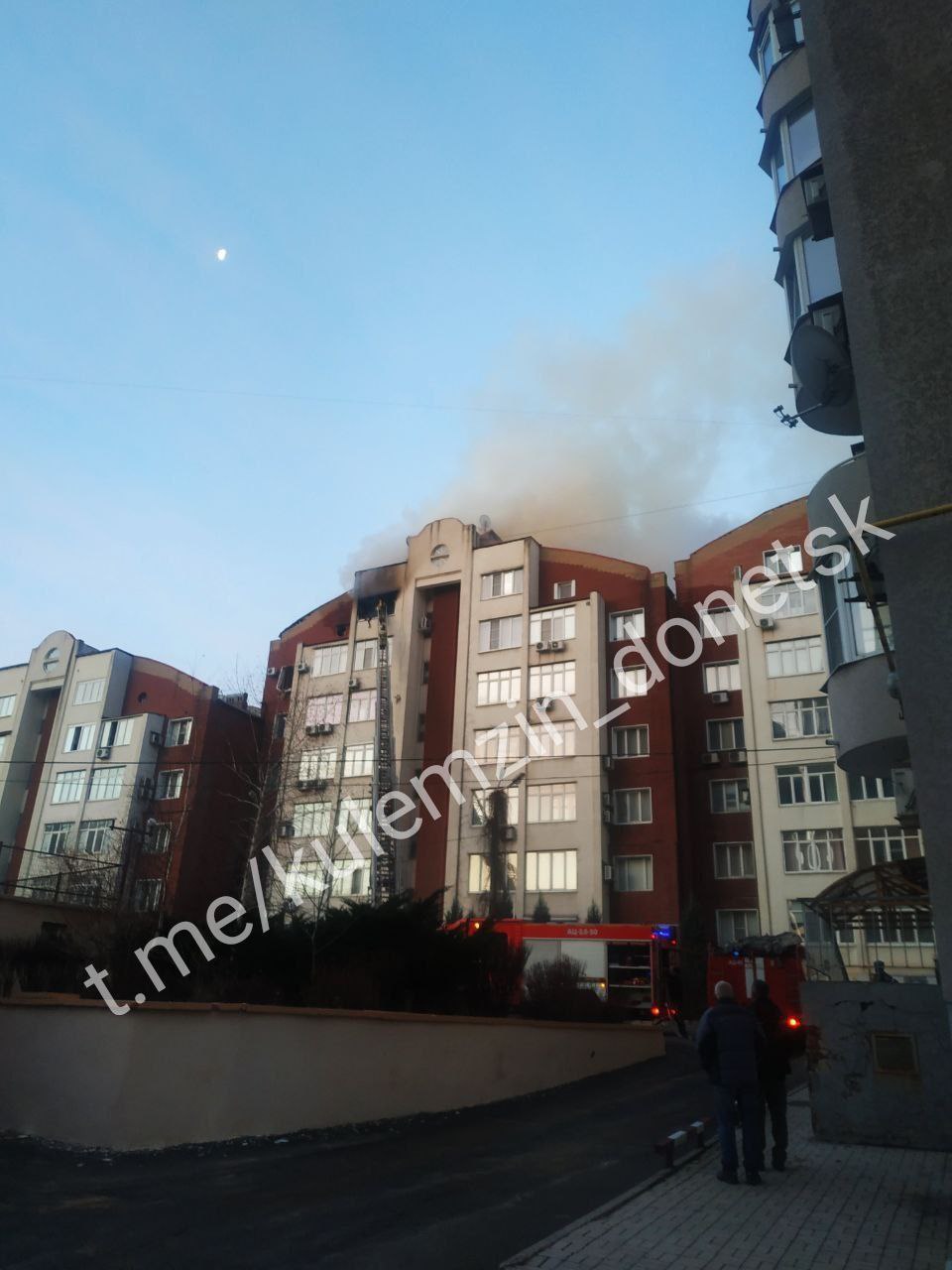  Последствия массированного обстрела центра Донецка. Фоторепортаж 