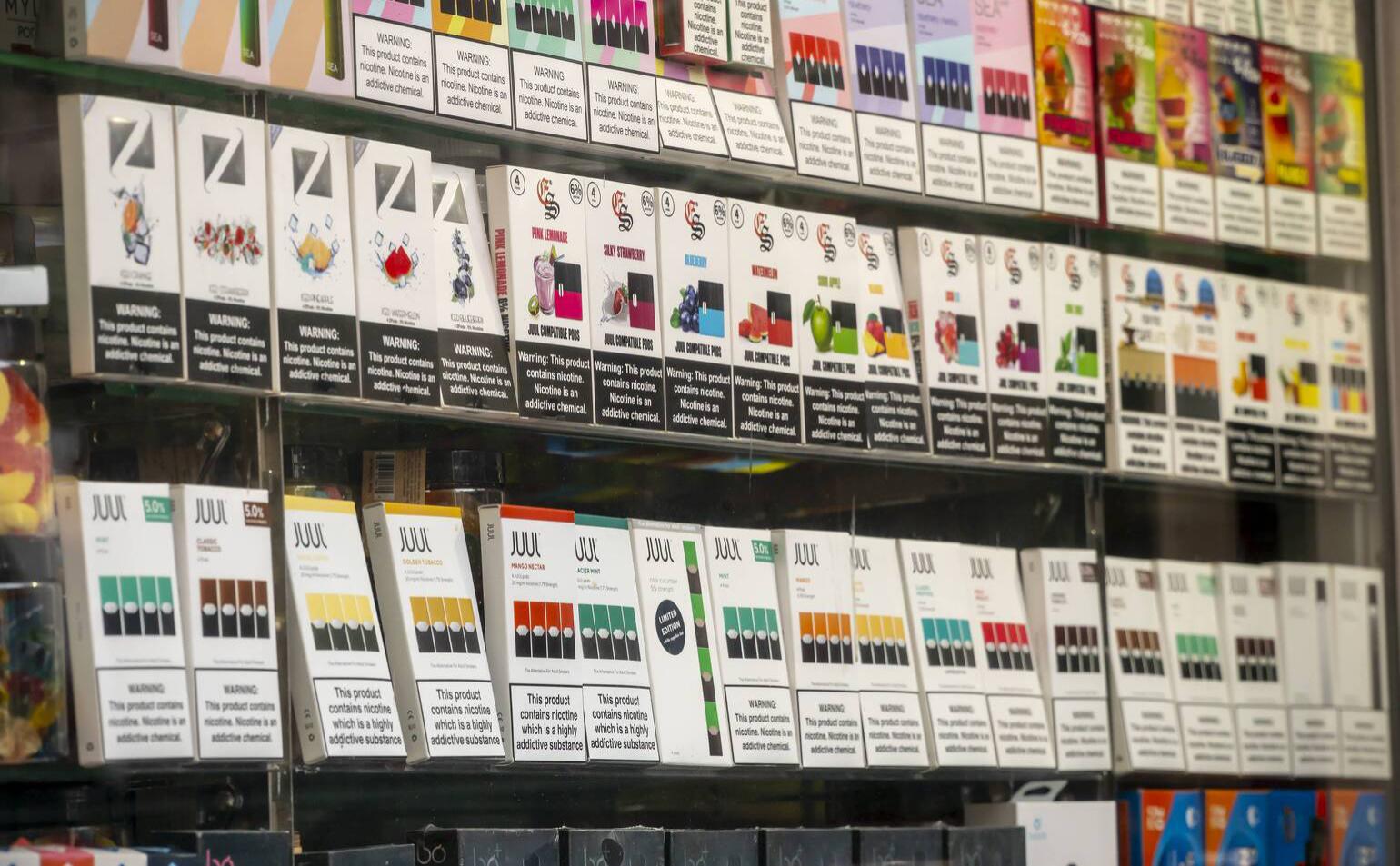 WSJ узнала о выплате производителем вейпов Juul $1,7 млрд по искам