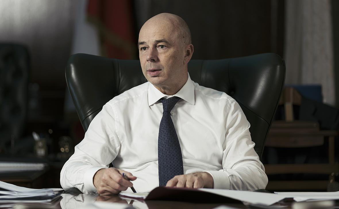Минфин объяснил увеличение расходов этого года до ₽30 трлн