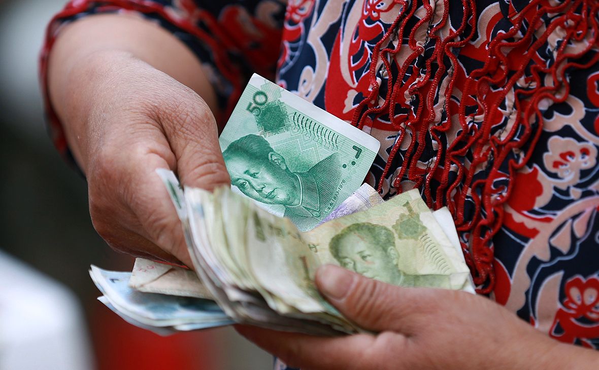 UnionPay ввела лимиты на снятие наличных с российских карт за рубежом