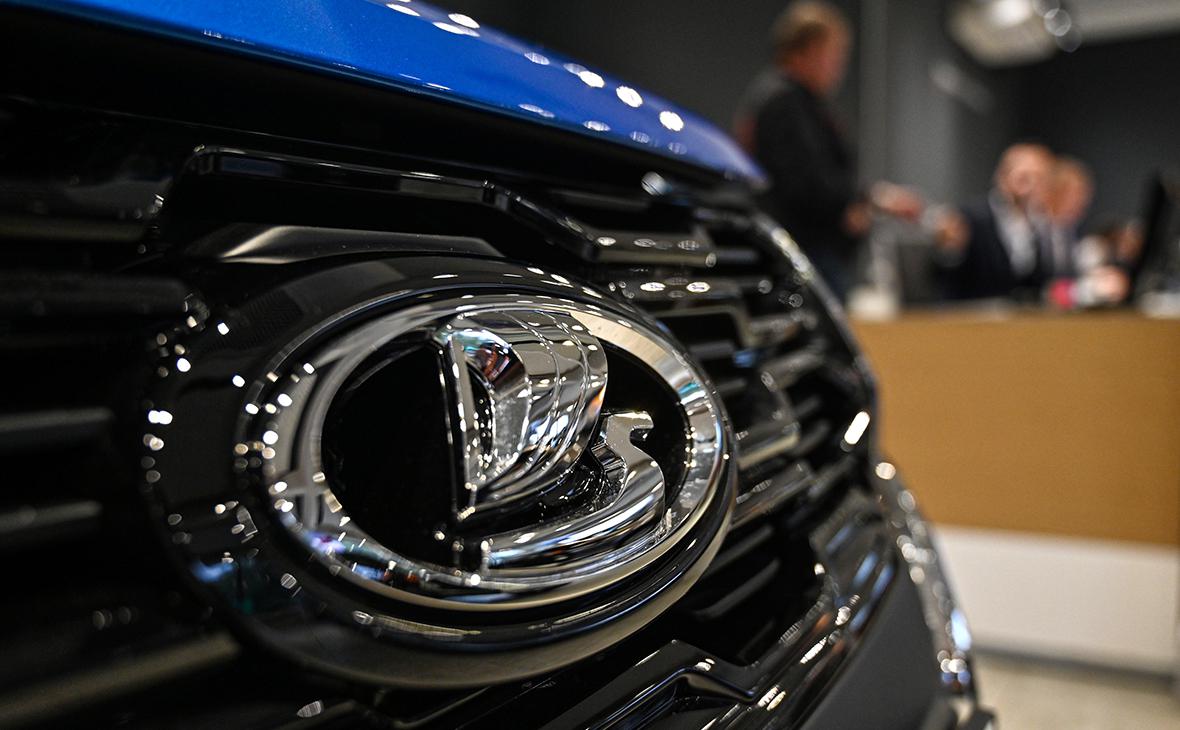  АвтоВАЗ отчитался о лучших за год продажах Lada 