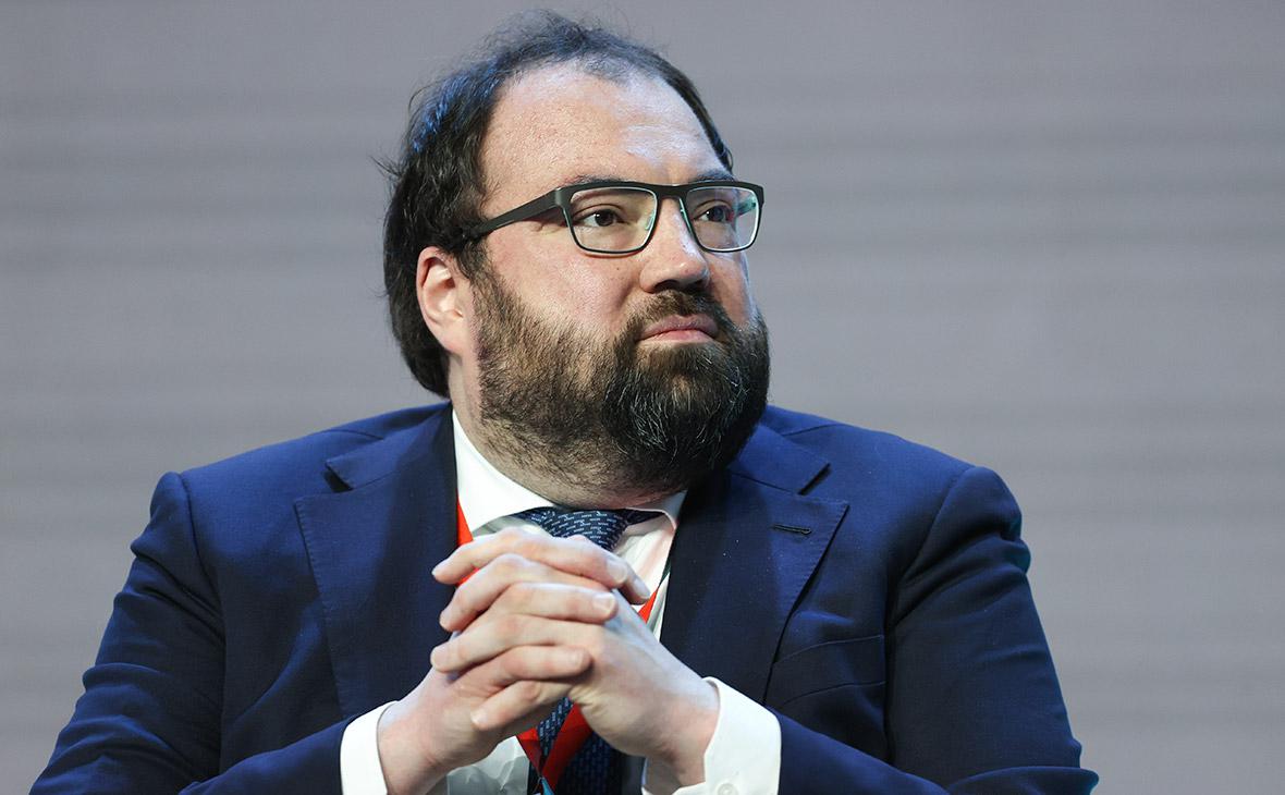 Глава Минцифры рассказал, как в России будут заменять «Википедию»