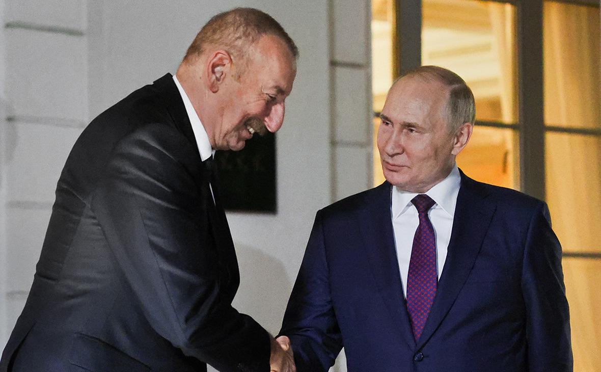 Путин поздравил Алиева с днем рождения и обсудил конфликт с Арменией