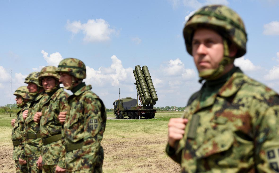 Вучич сообщил, когда сербы уберут баррикады на севере Косово