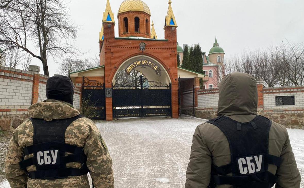 Сотрудники СБУ пришли в 14 храмов УПЦ в Харькове