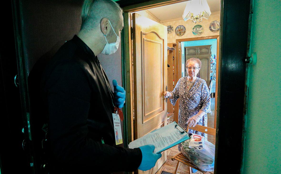 Путин наградил волонтера, который эвакуировал более 30 тыс. жителей ДНР