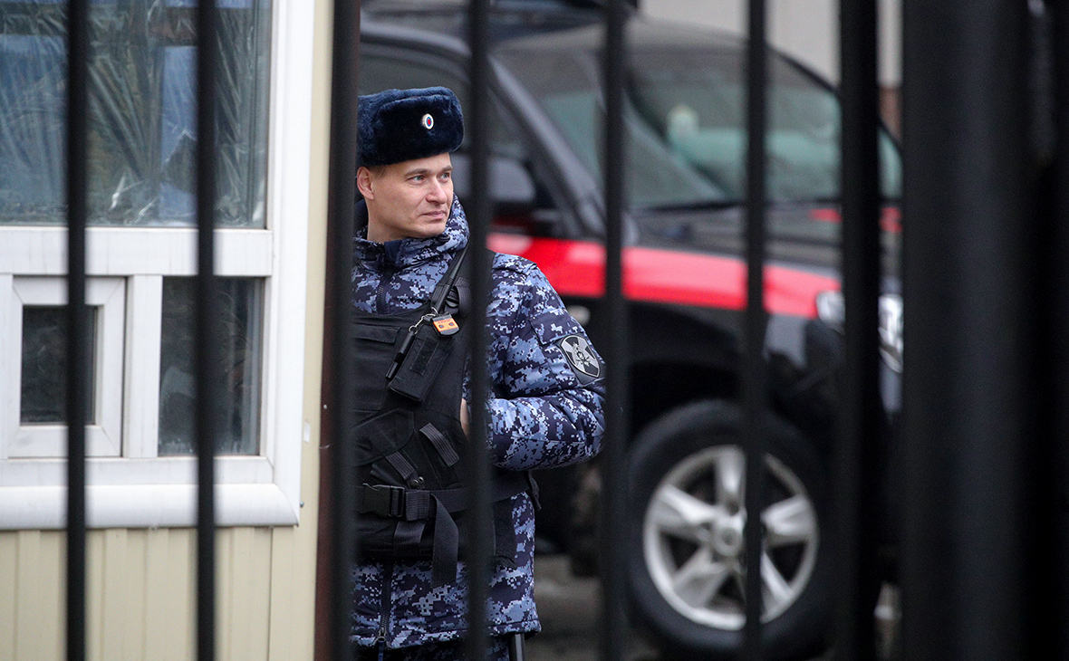 ФСБ провела обыски в Росавиации