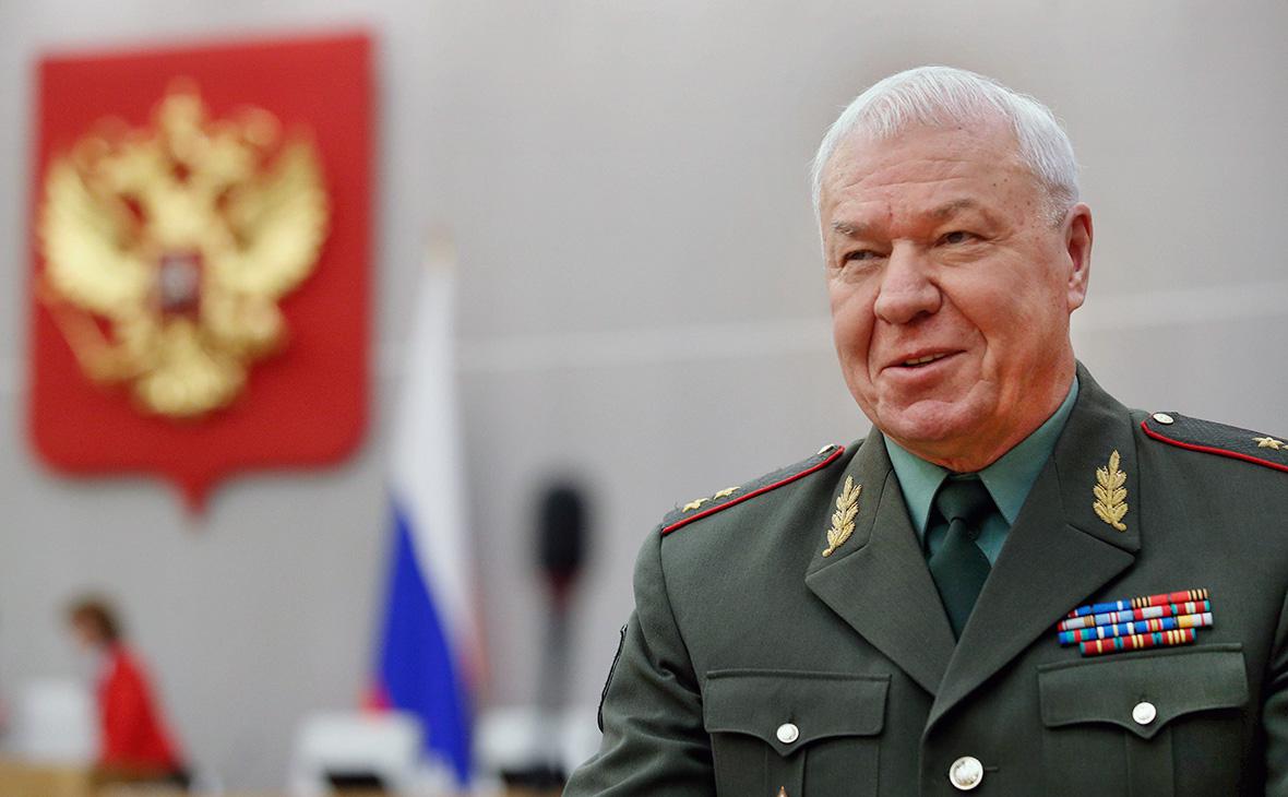  Второй генерал из Госдумы отреагировал на спор о бородах у военных 