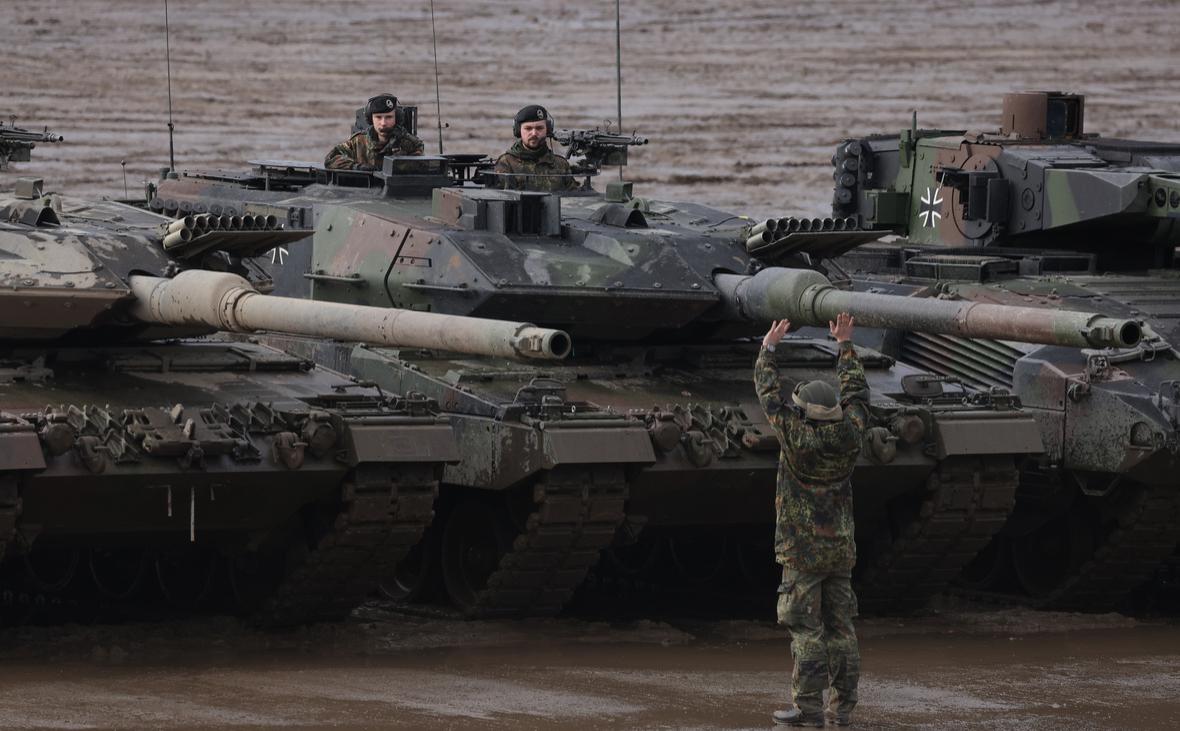 Польша решила добиваться передачи Киеву больше чем 14 танков Leopard