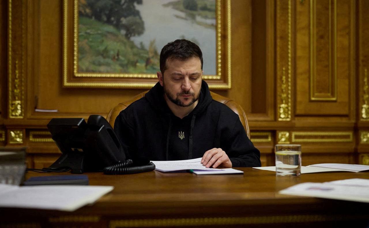 Зеленский назвал жизненно необходимыми Украине дальнобойные ракеты ATACMS