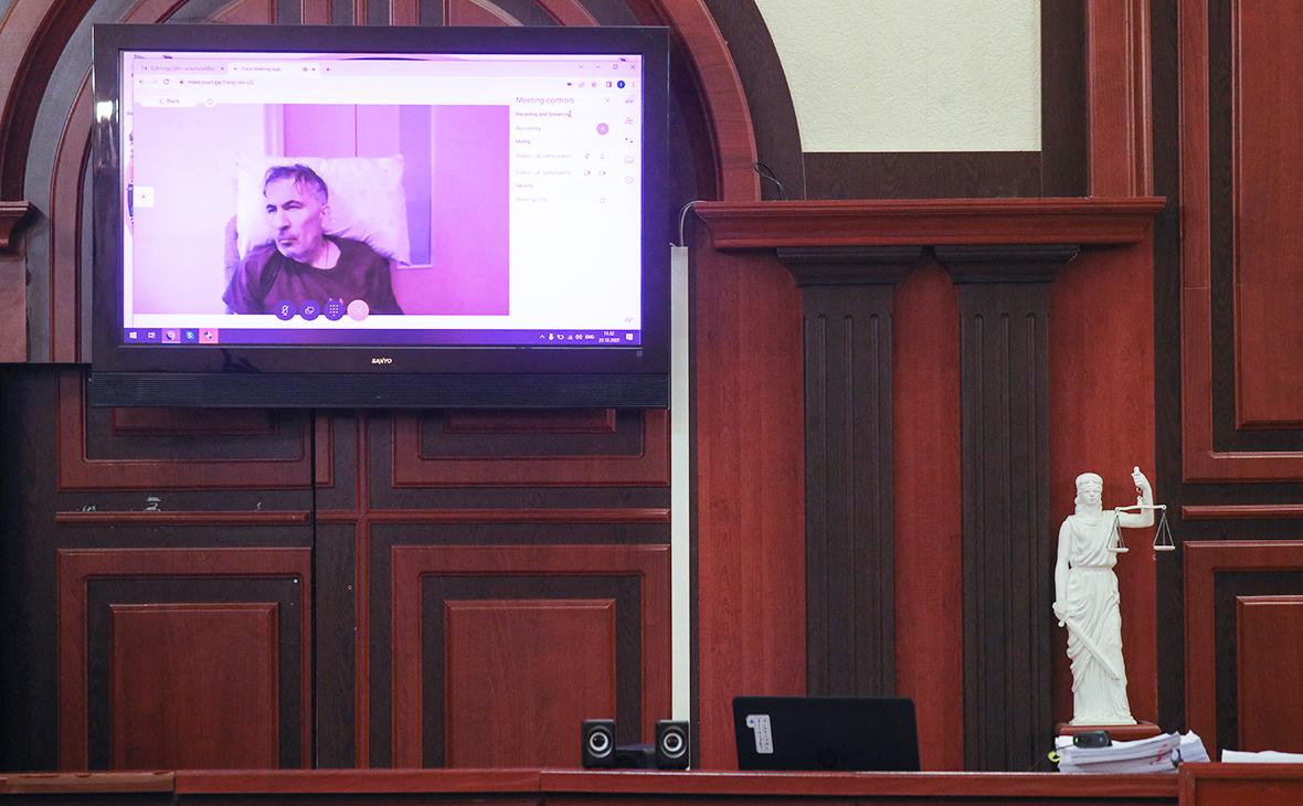 Глава клиники предупредил о риске смерти Саакашвили при отказе от лечения