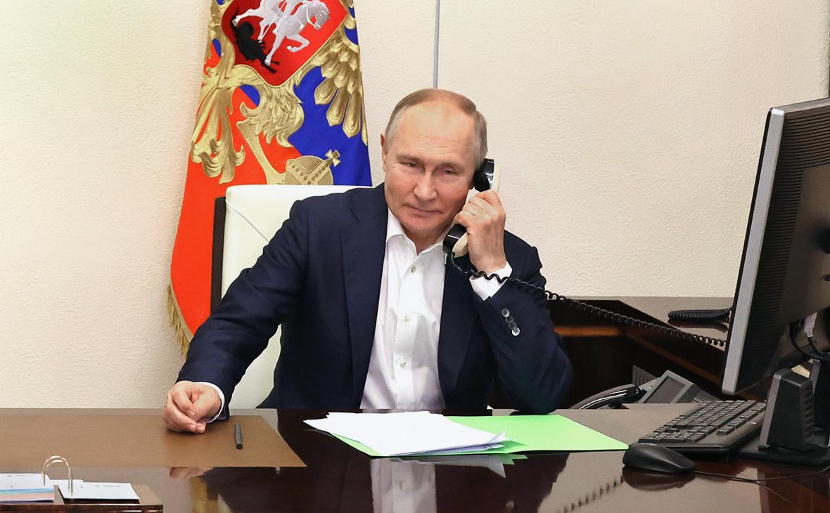 Путин позвонил восьмилетней девочке, чью мечту исполнил на «Елке желаний»