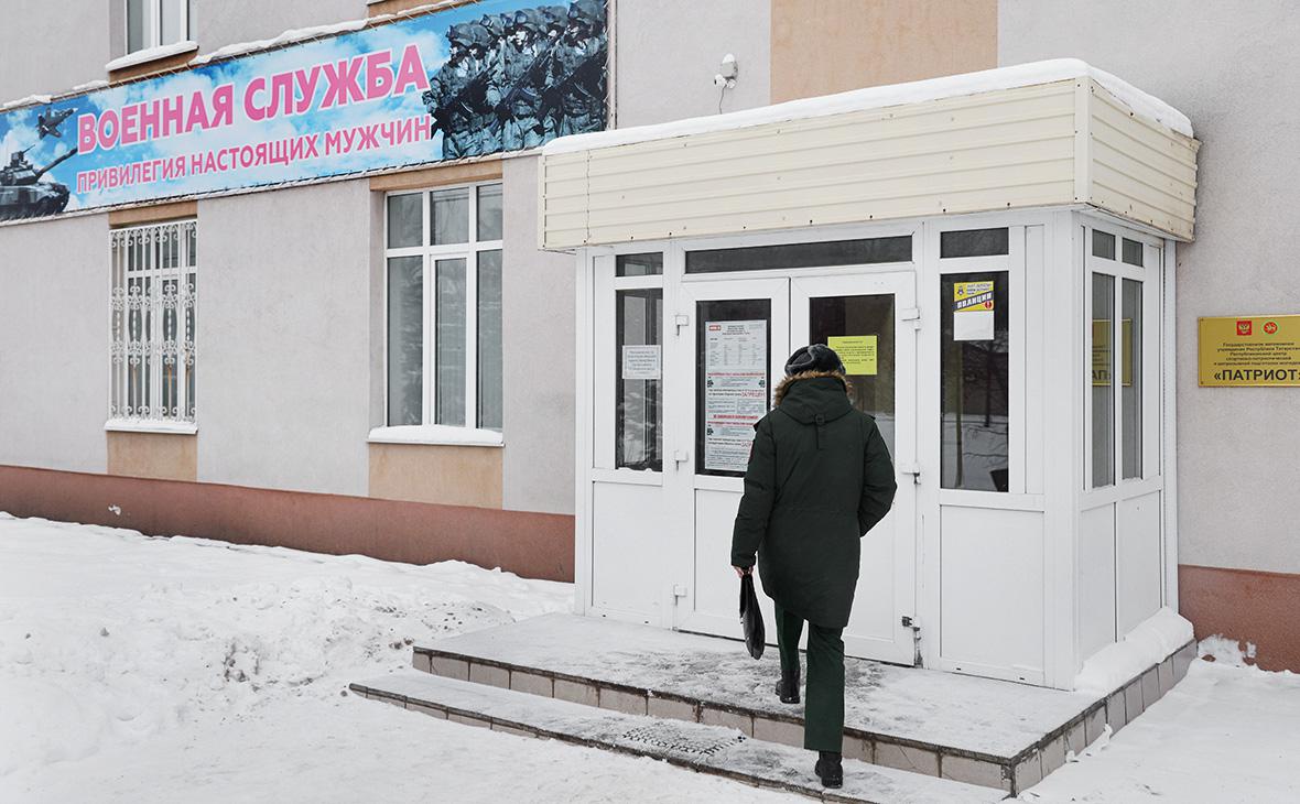 Клишас напомнил об указе президента из-за отказа Думы по отсрочке ученым