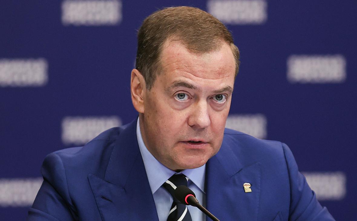 Медведев предупредил, что в случае мировой войны «уж точно — все в труху»