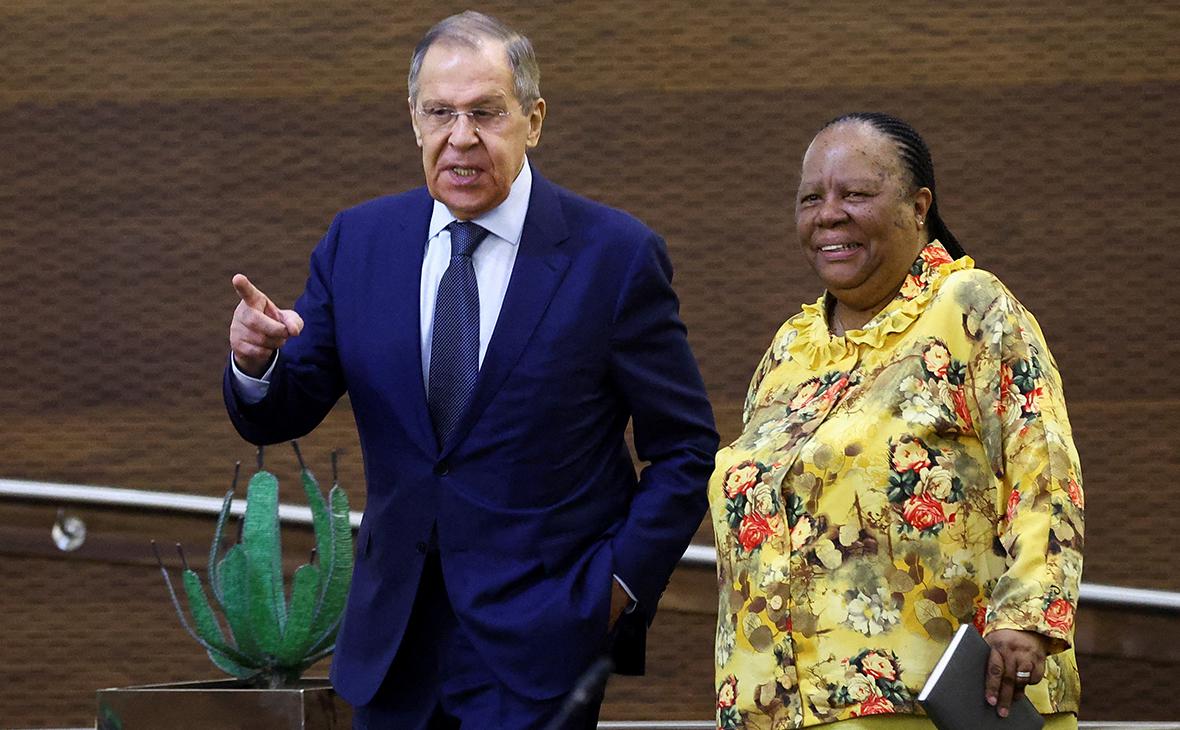 МИД Германии извинился за твит о поездке Лаврова в Африку
