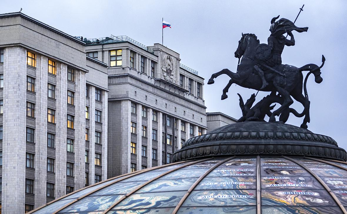  Госдума приняла закон об электронной очереди для грузовиков на границе 