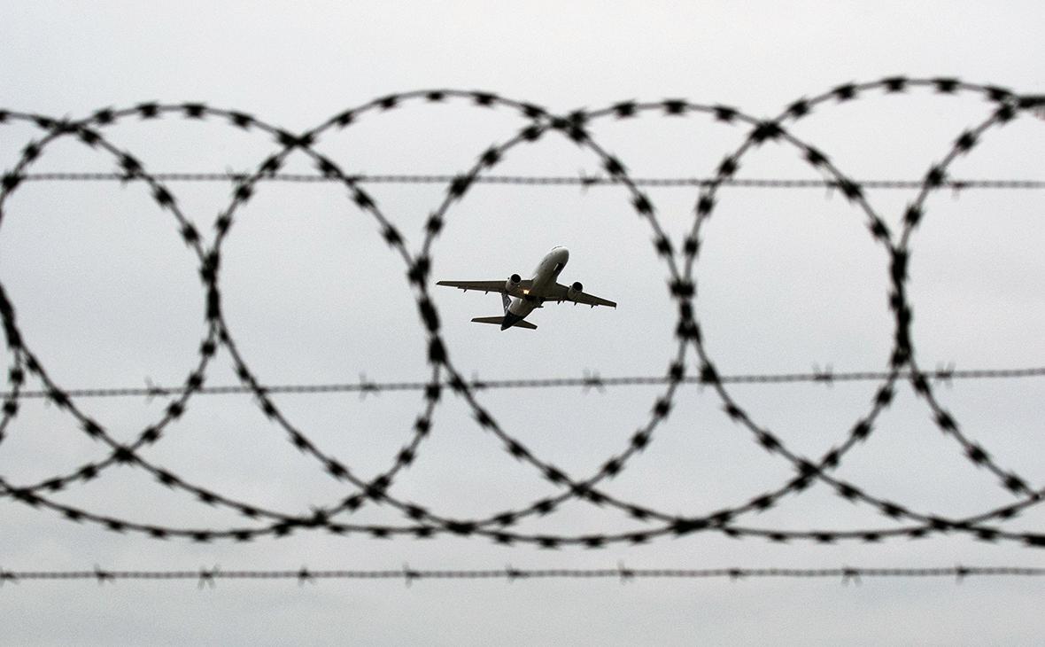 Сенаторы предложили запретить летать в США через Россию