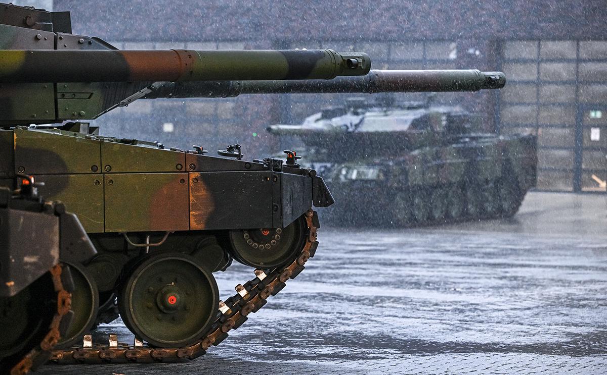  Spiegel узнал о трудностях с отправкой Leopard на Украину 