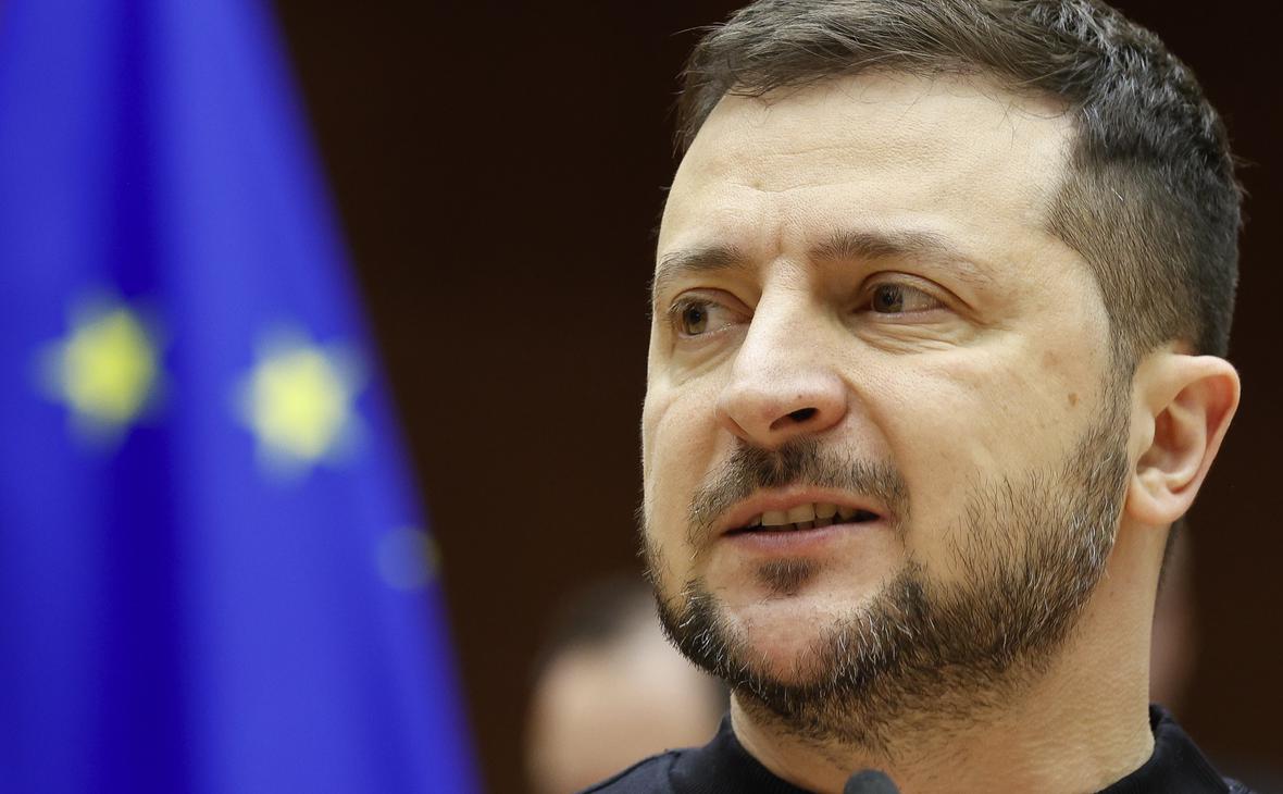 Зеленский заявил, что ВСУ не станут защищать Артемовск «любой ценой»