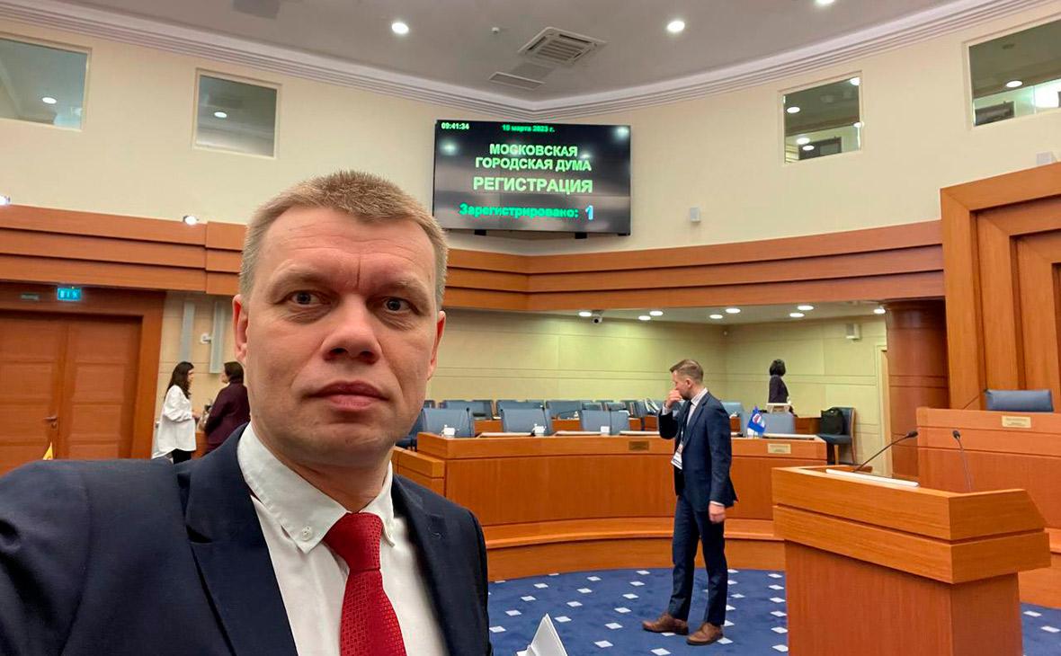 Депутат Мосгордумы назвал три причины его исключения из КПРФ
