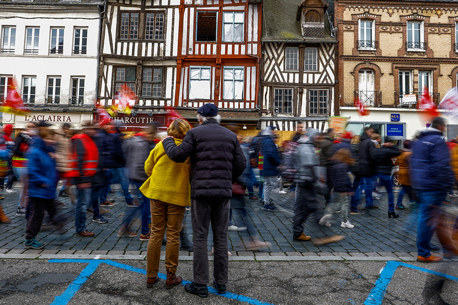 Хроника протестов во Франции из-за пенсионной реформы. Фотогалерея