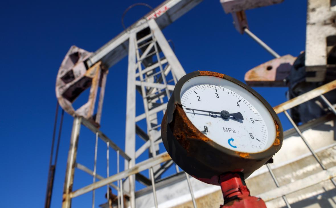 Казахстан впервые отправил нефть в Баку через Каспийское море