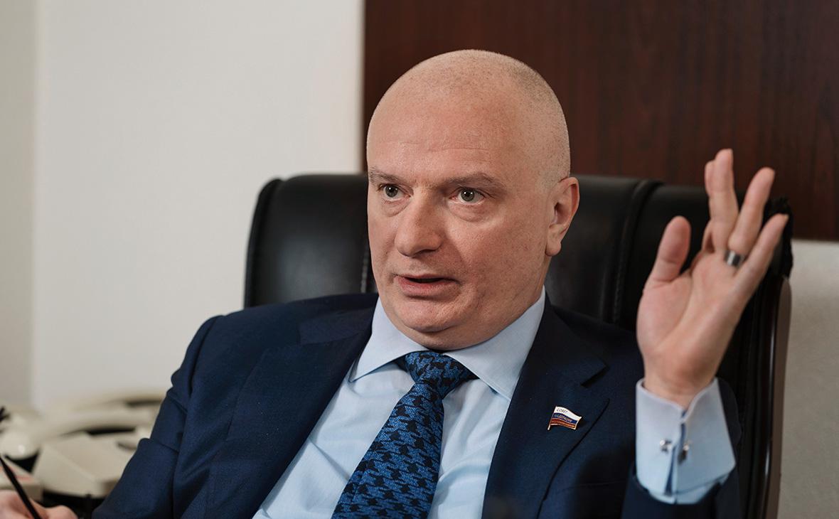  Косачев предложил ввести санкции против МУС из-за ордера на арест Путина 