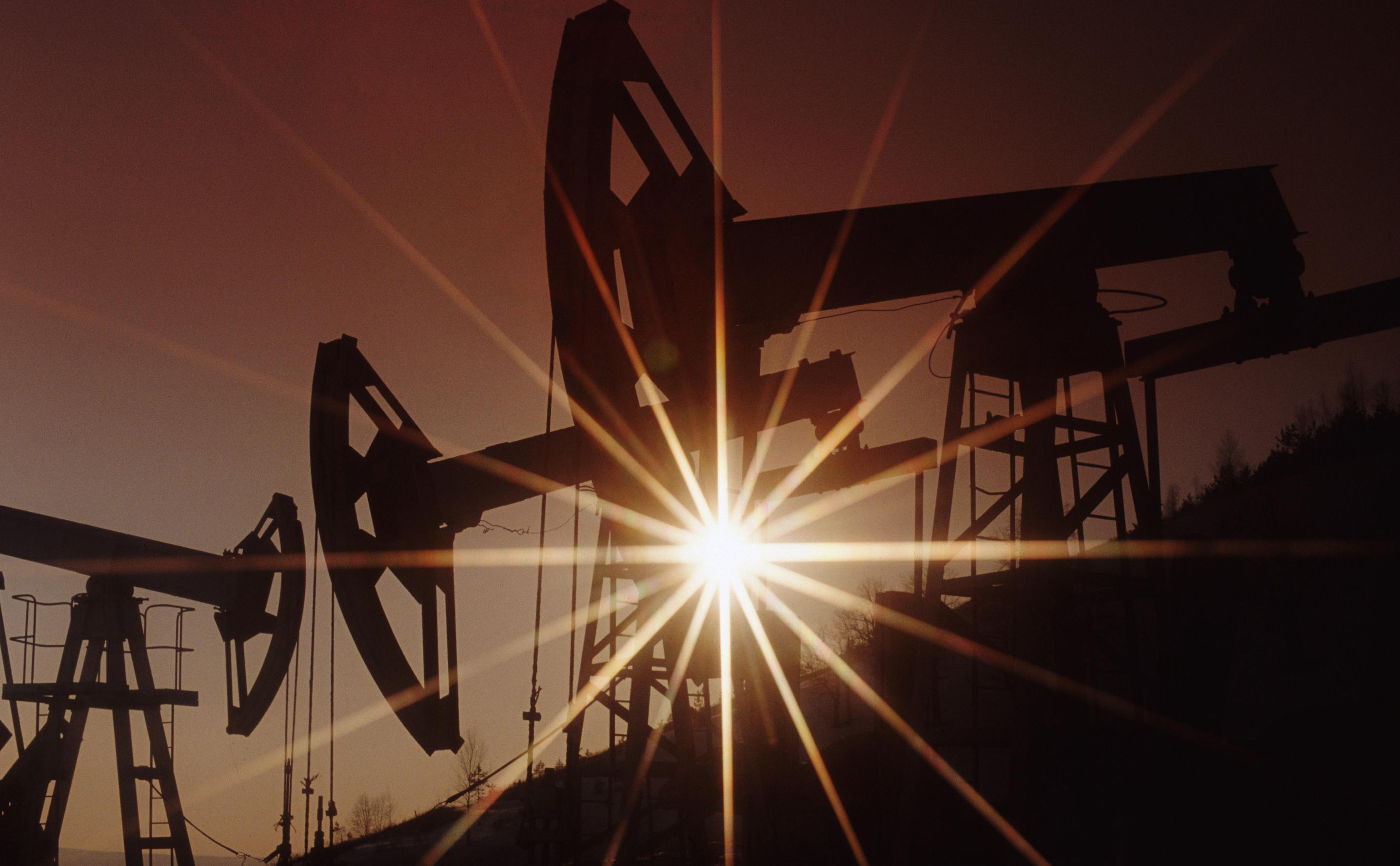  Bloomberg узнал о поиске Казахстаном нефти для экспорта в обход России 